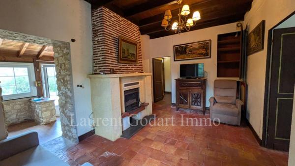 Maison en pierres avec dépendances