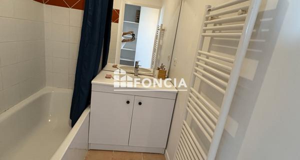Location Studio meublé 29.9 m² - Annemasse 74100