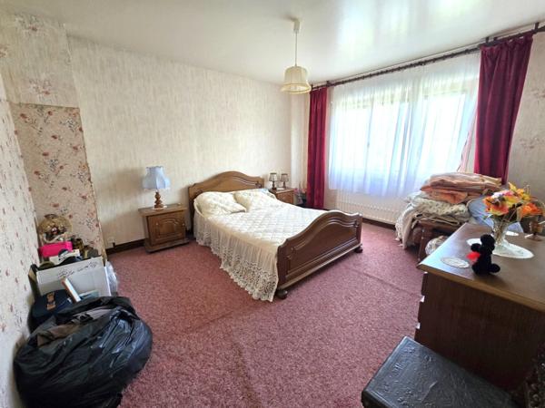 HIRSON (02) - 🏡 Vente maison semi-individuelle, avec 3 chambres 🛏️🛏️🛏️, garage 🚗 et jardin ☘️