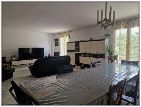 Maison à vendre 5 pièces VINASSAN (11)