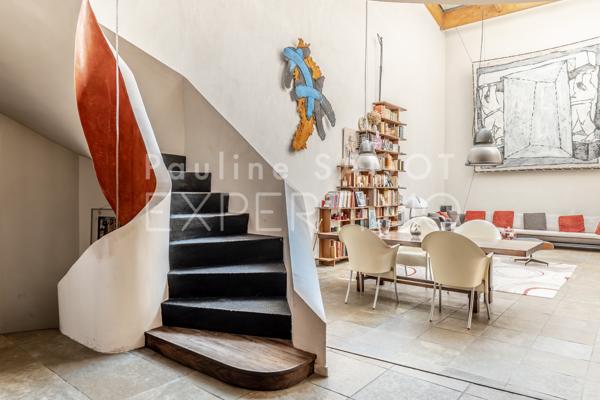 Courbevoie (92400) MAISON D'ARCHITECTE COURBEVOIE 262 M2 - Rooftop de 67 m2 et jardin-patio de 58 m2