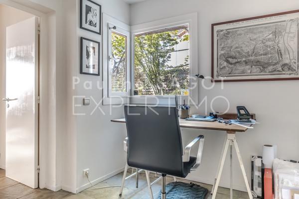 Courbevoie (92400) MAISON D'ARCHITECTE COURBEVOIE 262 M2 - Rooftop de 67 m2 et jardin-patio de 58 m2