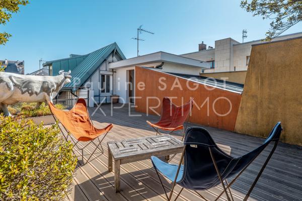 Courbevoie (92400) MAISON D'ARCHITECTE COURBEVOIE 262 M2 - Rooftop de 67 m2 et jardin-patio de 58 m2