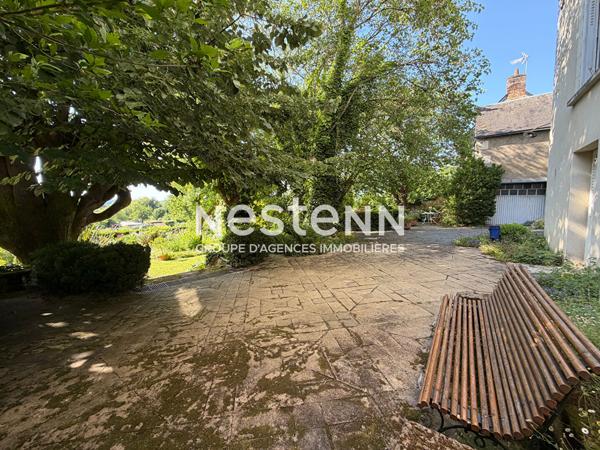 Jolie maison de Maître à vendre de 224 m² avec 3 chambres avec jardin et dépendance à Montval-sur-Loir (72500)