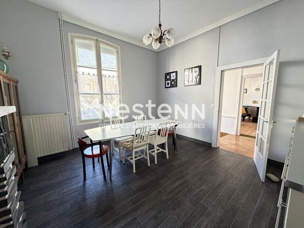 Jolie maison de Maître à vendre de 224 m² avec 3 chambres avec jardin et dépendance à Montval-sur-Loir (72500)