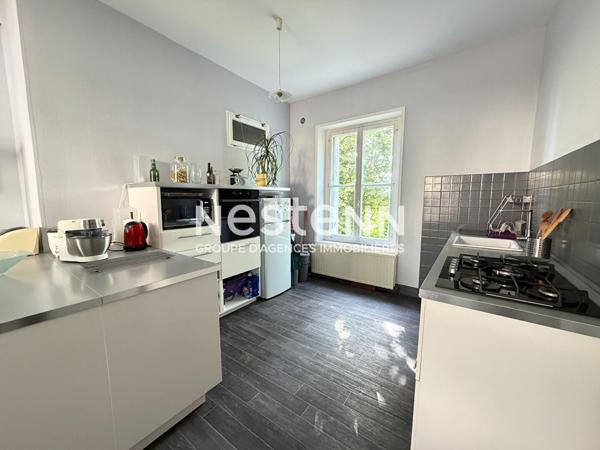 Jolie maison de Maître à vendre de 224 m² avec 3 chambres avec jardin et dépendance à Montval-sur-Loir (72500)