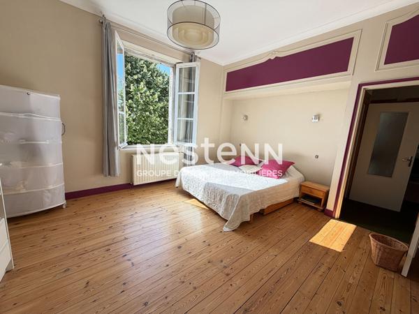 Jolie maison de Maître à vendre de 224 m² avec 3 chambres avec jardin et dépendance à Montval-sur-Loir (72500)
