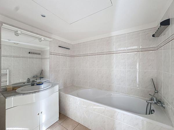 Antibes - Marenda Lacan-Appartement 4 pièces à vendre