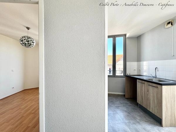 CHATELGUYON (63) - Appartement 4 pièces rénové, balcon filant et terrasse privative