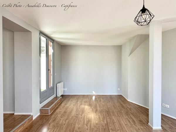CHATELGUYON (63) - Appartement 4 pièces rénové, balcon filant et terrasse privative