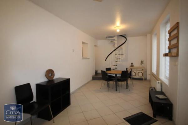 Maison à louer 2 pièces 52.1m²