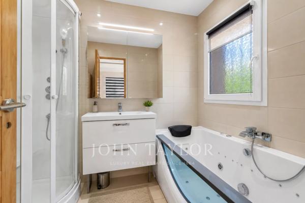 Villa contemporaine à 200 m de la plage de la Bouillabaisse