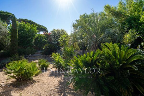 Villa contemporaine à 200 m de la plage de la Bouillabaisse