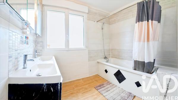 Maison à vendre 10 pièces 198 m² Gouaix