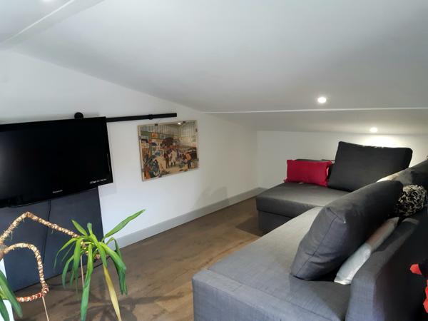 Maison
         3 pièces
        - 70 m² 225 000 € *