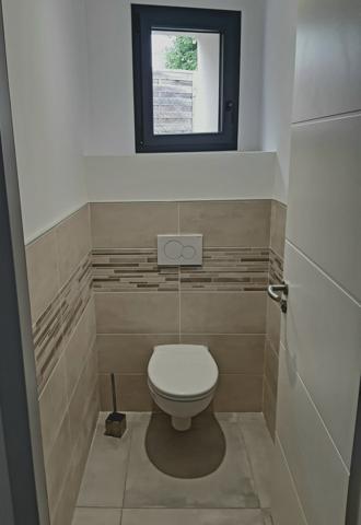 Maison
         3 pièces
        - 70 m² 225 000 € *