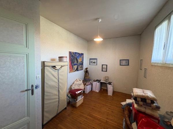 Maison 6 pièce(s) 3 chambre(s) 150 m²