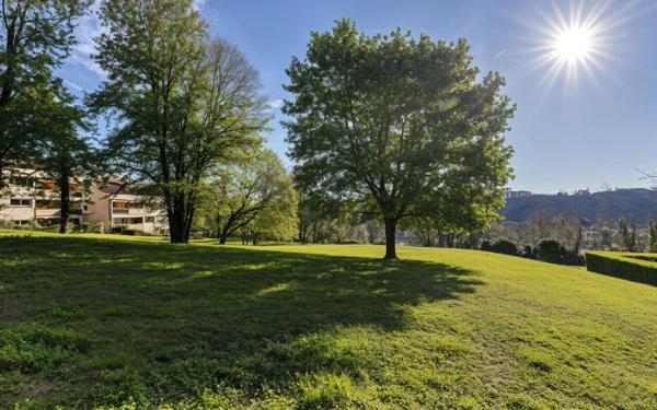 Appartement à vendre    5 pièces • 112,03 m2 Lyon 9