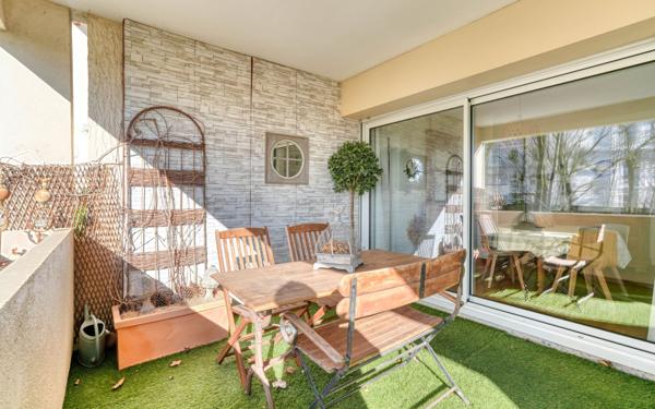 Appartement à vendre    5 pièces • 112,03 m2 Lyon 9