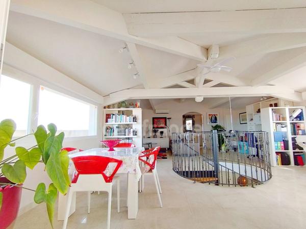 Appartement T5 de 150 m2 vue mer + garage à FOLELLI