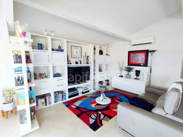 Appartement T5 de 150 m2 vue mer + garage à FOLELLI