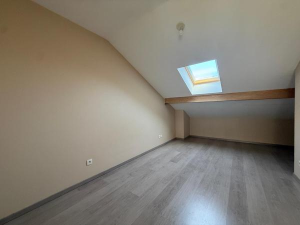 Appartement
         2 pièces
        - 65 m² Exclusivité 255 000 € *