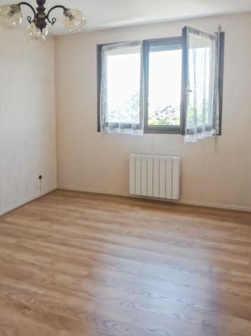 T3 de 73m² en dernier étage avec balcon et vue dégagée