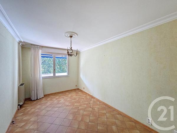 Appartement T4 à vendre  4 pièces - 98 m2 MONTELIMAR - 26