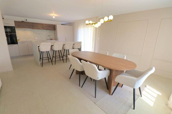 Maison élégante entièrement rénovée à Bourogne