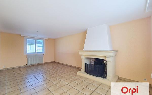 Maison à vendre    4 pièces •  Terrasson-Lavilledieu