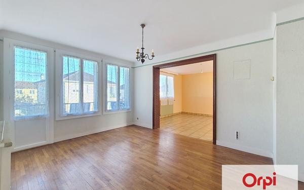 Maison à vendre    4 pièces •  Terrasson-Lavilledieu