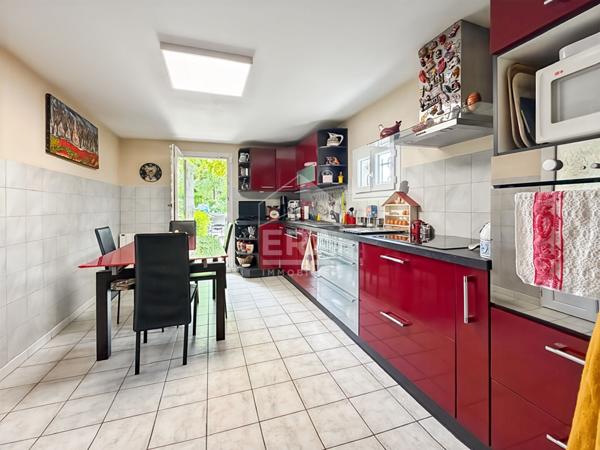 Maison Pringy 6 pièce(s) 135 m2