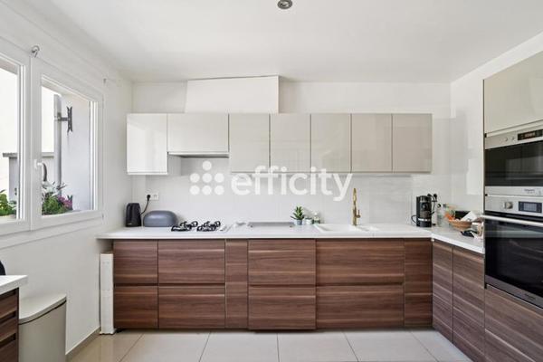 Maison 5 pièces - 114 m²