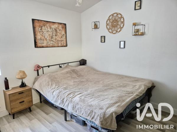 Immeuble à vendre 140 m² Aussillon