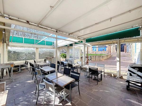 RESTAURANT - BAR - GLACIER