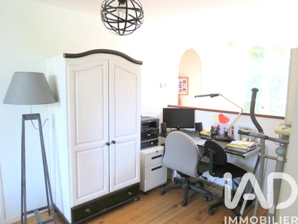 Maison à vendre 8 pièces 200 m² Montchevreuil
