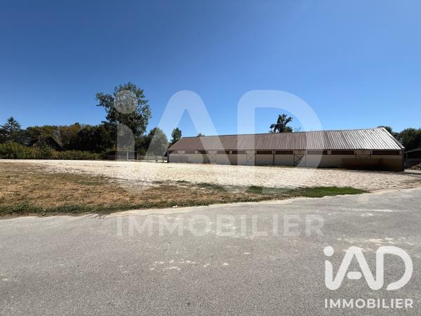 Maison à vendre 10 pièces 2 000 m² Lamorlaye