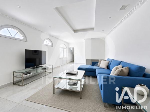 Maison à vendre 10 pièces 2 000 m² Lamorlaye