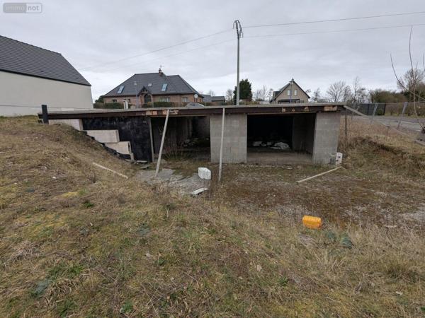 Terrain à Batir à vendre à Saint-Pol-sur-Ternoise dans le Pas-de-Calais (62130), ref : 2395