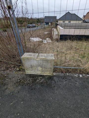 Terrain à Batir à vendre à Saint-Pol-sur-Ternoise dans le Pas-de-Calais (62130), ref : 2395