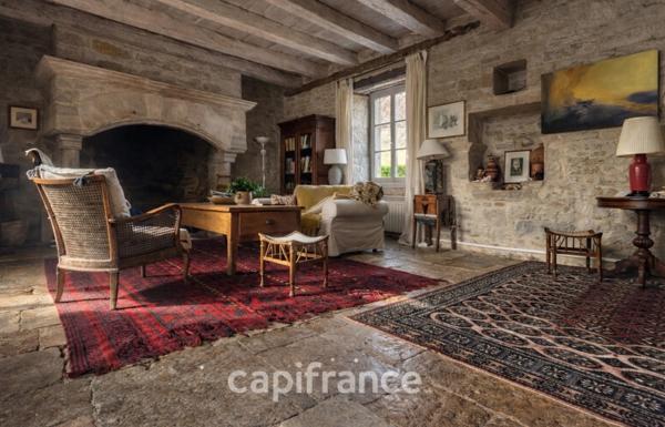 Sublime propriété à vendre 7 pièces proche de MARTEL (46)
