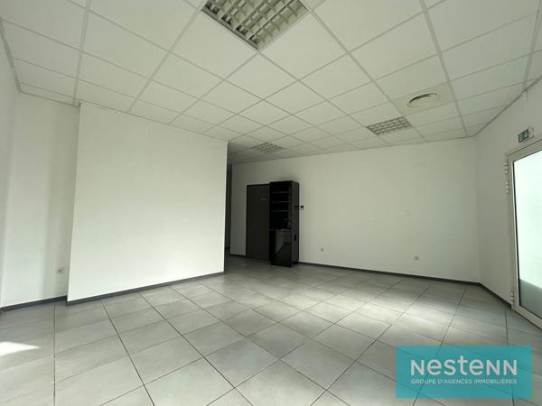 Local professionnel 51 m²