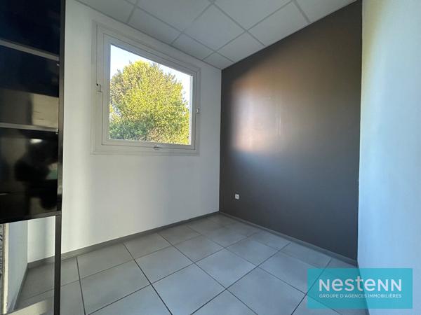 Local professionnel 51 m²