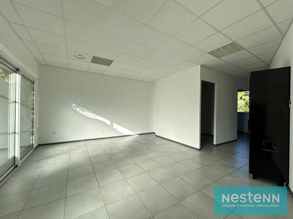 Local professionnel 51 m²