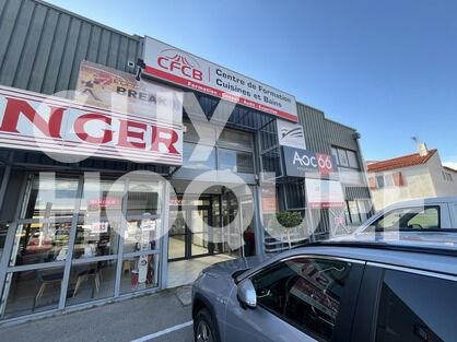 Murs commercial Mas Guerido 1ier AXE