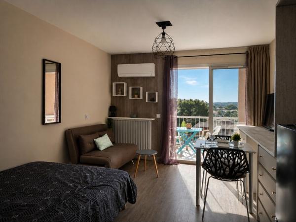 Appartement Balaruc Les Bains 1 pièce(s) 20 m2 avec terrasse et piscine