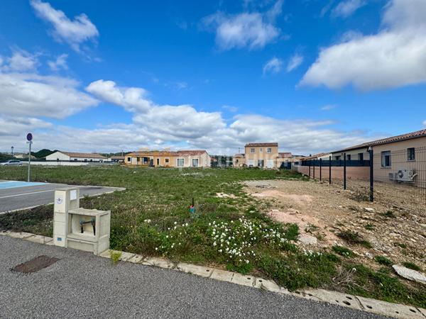Vente Terrain561 m² - ROUBIA (11200)
