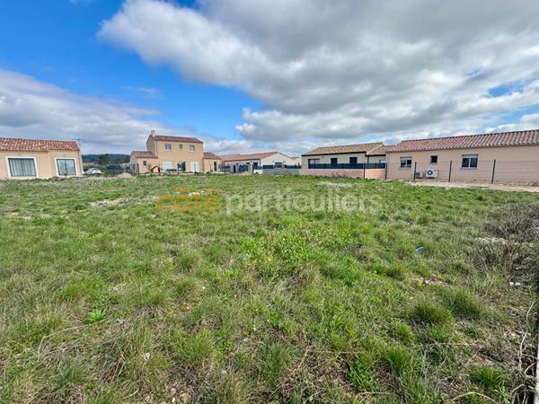 Vente Terrain561 m² - ROUBIA (11200)