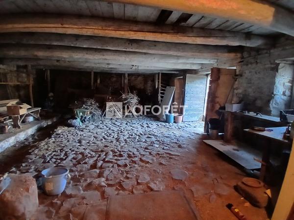 Achat maison Saint-Flour - 5 pièce(s) - 65 m² - 54 000 €