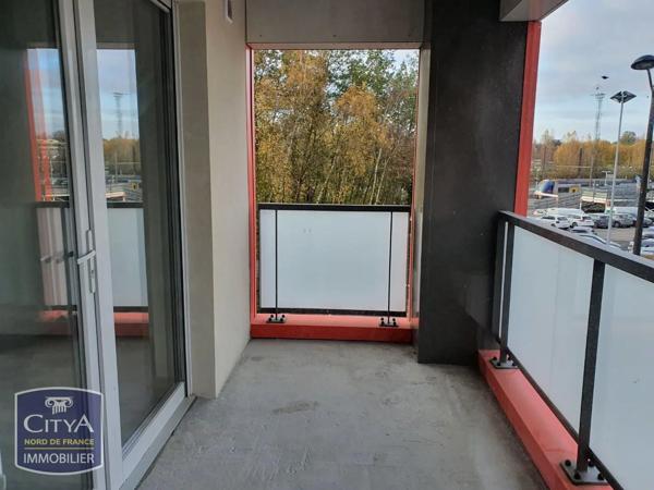 Appartement à louer 2 pièces 41.42m² Valenciennes (59300)